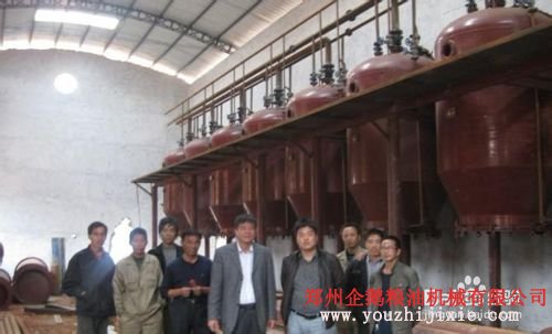 油脂設備之罐組式浸出設備特定介紹(圖1) 罐組式浸出器