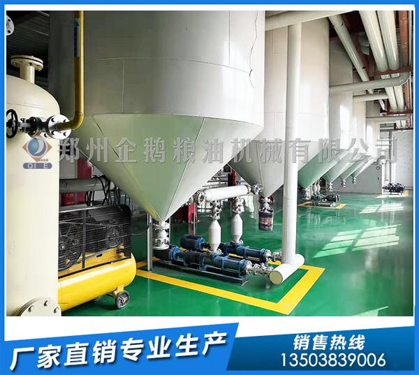 新疆核桃油生產(chǎn)線(xiàn),企鵝油脂機(jī)械品質(zhì)擔(dān)當(dāng)(圖1) 核桃油生產(chǎn)線(xiàn)