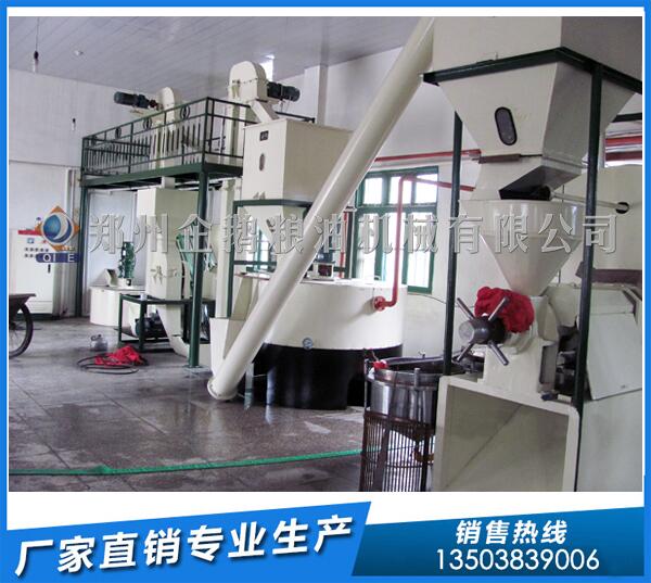 茶籽榨油機多少錢一套,鄭州企鵝以客為尊(圖1) 茶籽榨油機設(shè)備